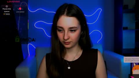 Snapshot of rosalie_swan3 chatting on 05/21/26, 07:32 Black Swan online show from 05/21/26, 07:32