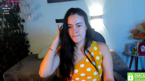 Snapshot of rosaliea chatting on 07/14/26, 06:29 R O S A L I A online show from 07/14/26, 06:29