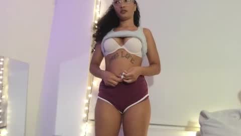 Snapshot of rosalinatoosexy chatting on 09/14/25, 04:55 Rosalina online show from 09/14/25, 04:55