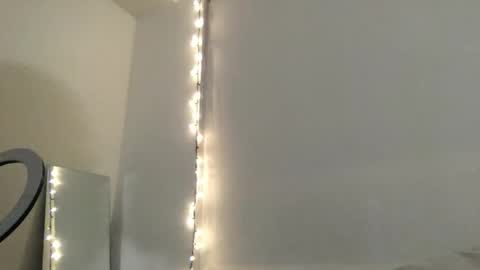 Snapshot of rosalinatoosexy chatting on 03/02/26, 07:15 Rosalina online show from 03/02/26, 07:15