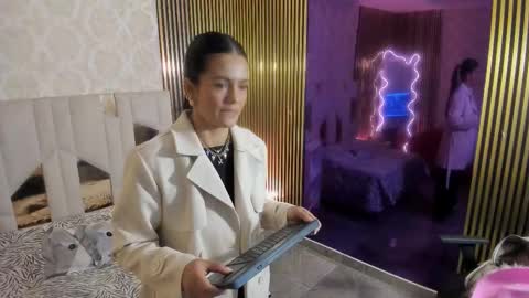 ROSALIN online show from 09/09/25, 11:32