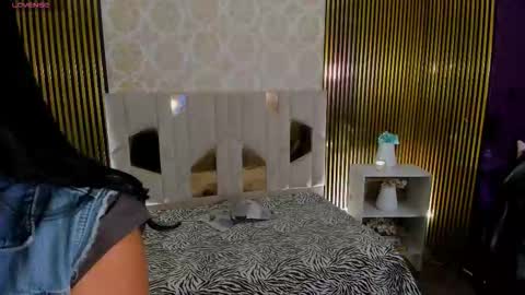 ROSALIN online show from 09/22/25, 11:34