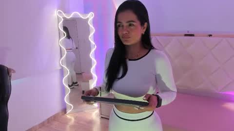 ROSALIN online show from 06/26/26, 11:14