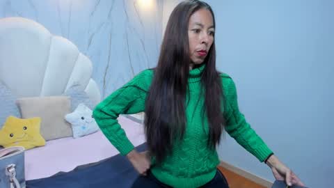 Rosalinda online show from 12/26/24, 03:53