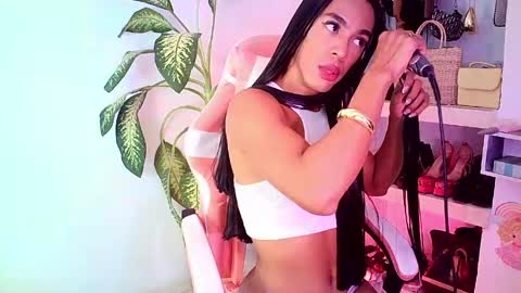 Rosalinda online show from 05/04/26, 05:36