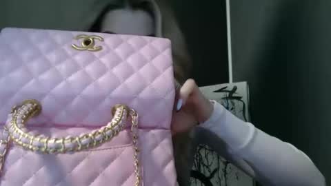 Snapshot of rosaline_ly chatting on 05/10/26, 12:10 Rosalina online show from 05/10/26, 12:10