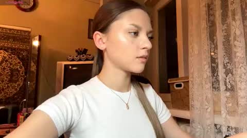 Mona online show from 12/16/25, 02:11