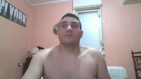 Snapshot of rosario1212 chatting on 02/19/26, 11:34 Rosario online show from 02/19/26, 11:34
