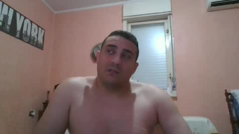 Snapshot of rosario1212 chatting on 03/10/26, 01:32 Rosario online show from 03/10/26, 01:32
