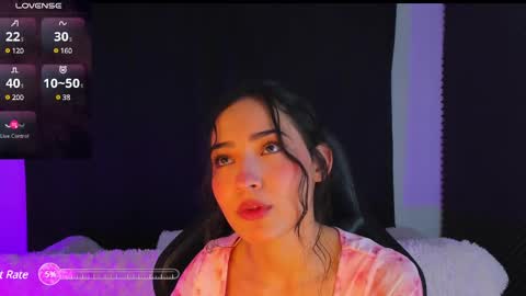 Snapshot of rosario215_ chatting on 12/15/24, 02:52 Rosario online show from 12/15/24, 02:52