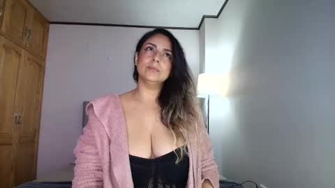 Snapshot of rosasanta8009 chatting on 02/07/25, 10:08 I am Rosa online show from 02/07/25, 10:08