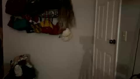 Rose and Jacks Pay Room online show from 08/02/26, 05:28