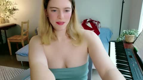 rose77782 online show from 04/26/26, 06:49