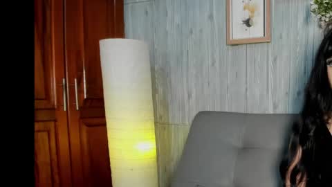 Snapshot of rose_077 chatting on 05/21/26, 02:35 Rose online show from 05/21/26, 02:35