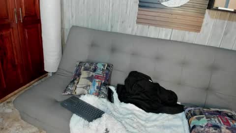 Snapshot of rose_077 chatting on 06/23/26, 02:26 Rose online show from 06/23/26, 02:26