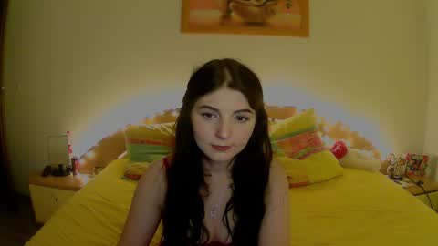 Snapshot of rose_2004 chatting on 02/02/25, 11:11 Rose online show from 02/02/25, 11:11