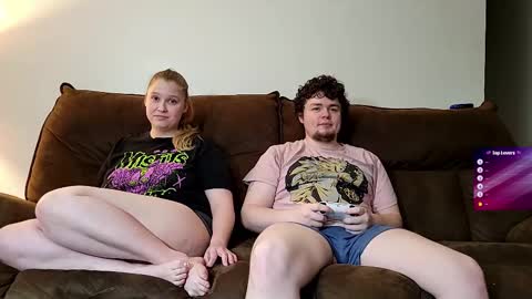 Snapshot of rose__g0ld chatting on 02/18/25, 03:31 rose__g0ld online show from 02/18/25, 03:31