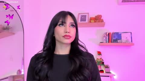 Snapshot of rose__saenz chatting on 12/17/24, 10:11 Rose Saenz online show from 12/17/24, 10:11