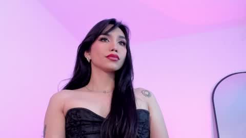 Snapshot of rose__saenz chatting on 05/22/26, 05:40 Rose Saenz online show from 05/22/26, 05:40