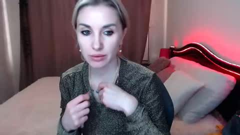Snapshot of rose__shine chatting on 01/03/25, 10:31 rose  shine online show from 01/03/25, 10:31