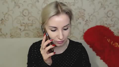Snapshot of rose__shine chatting on 01/05/25, 11:04 rose  shine online show from 01/05/25, 11:04