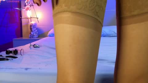  ROSE BAKER  online show from 01/09/25, 03:23