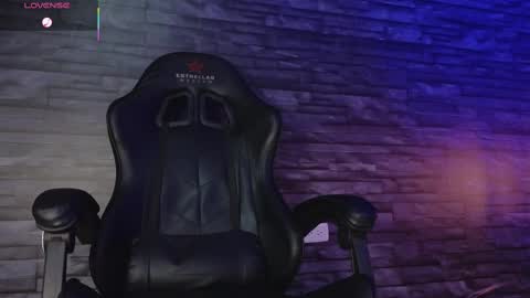  ROSE BAKER  online show from 03/04/25, 02:32