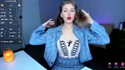 Snapshot of rose_brooks chatting on 01/18/26, 07:17 Rose but u can call me princess online show from 01/18/26, 07:17