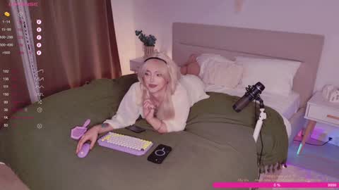 Snapshot of rose_monarch chatting on 12/26/24, 09:37 Rose online show from 12/26/24, 09:37