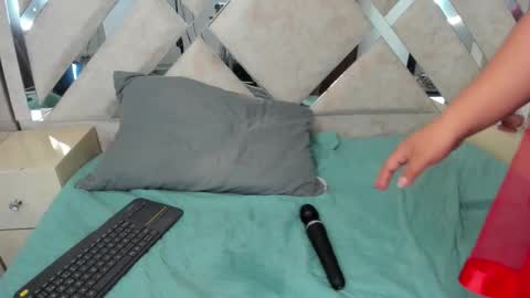 Rose 3 online show from 02/06/26, 08:56