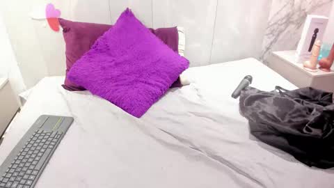 Rose 3 online show from 03/06/26, 08:27