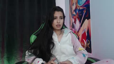 Rose online show from 09/18/25, 04:36