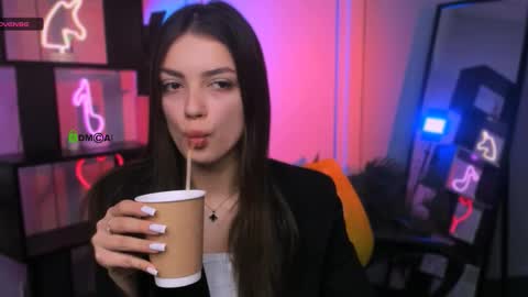 rose online show from 12/02/25, 12:10