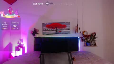 Snapshot of rose_thompson1 chatting on 10/13/25, 01:33 Rose online show from 10/13/25, 01:33