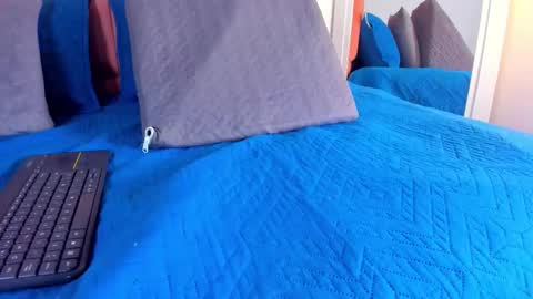 Snapshot of rose_thompson19 chatting on 02/04/26, 07:09 Rosse online show from 02/04/26, 07:09