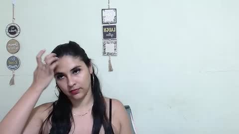 Snapshot of rose_towers4 chatting on 02/01/26, 04:22 rose_towers4 online show from 02/01/26, 04:22