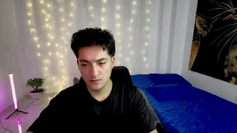 Snapshot of roseandviktor23 chatting on 03/28/26, 07:13 Rose Sins and Don Viktor online show from 03/28/26, 07:13
