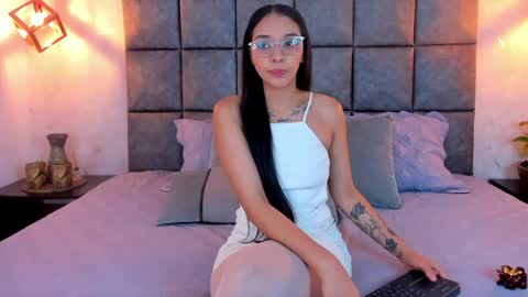 roseaurora online show from 04/29/26, 11:25