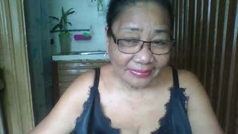Snapshot of rosebelle66 chatting on 05/21/26, 02:18 rosebelle66 online show from 05/21/26, 02:18