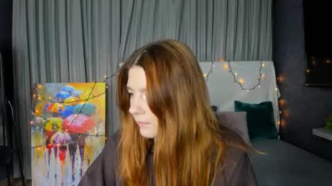 Snapshot of roseblanche2k chatting on 02/20/25, 10:37 Florin online show from 02/20/25, 10:37