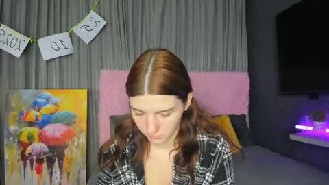Snapshot of roseblanche2k chatting on 10/13/25, 10:32 Florin online show from 10/13/25, 10:32