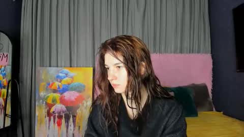 Snapshot of roseblanche2k chatting on 10/31/25, 06:31 Florin online show from 10/31/25, 06:31