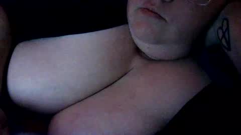 Snapshot of roseemeraldof chatting on 03/11/26, 06:08 roseemeraldof online show from 03/11/26, 06:08