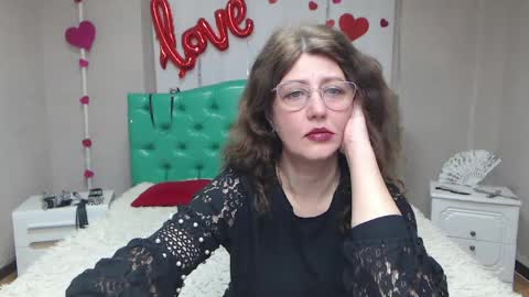 Snapshot of rosehille chatting on 04/18/26, 05:55 RoseHille online show from 04/18/26, 05:55