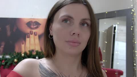 Rose Hubbard online show from 12/24/24, 02:54