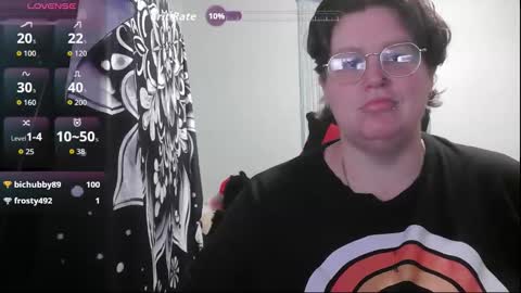 Snapshot of rosejones874451 chatting on 10/31/25, 08:37 rosejones874451 online show from 10/31/25, 08:37