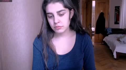 Snapshot of roselina_ chatting on 02/09/25, 09:05 Rose online show from 02/09/25, 09:05