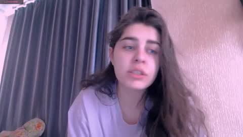 Snapshot of roselina_ chatting on 02/26/25, 07:09 Rose online show from 02/26/25, 07:09
