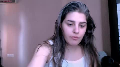 Snapshot of roselina_ chatting on 11/30/25, 07:34 Rose online show from 11/30/25, 07:34