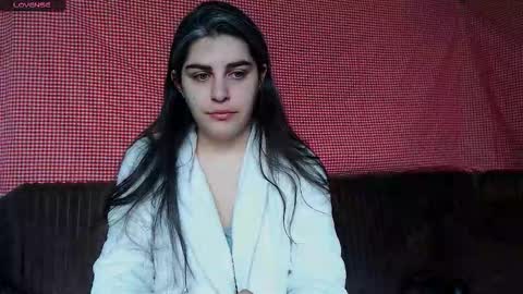 Snapshot of roselina_ chatting on 03/19/26, 06:28 Rose online show from 03/19/26, 06:28